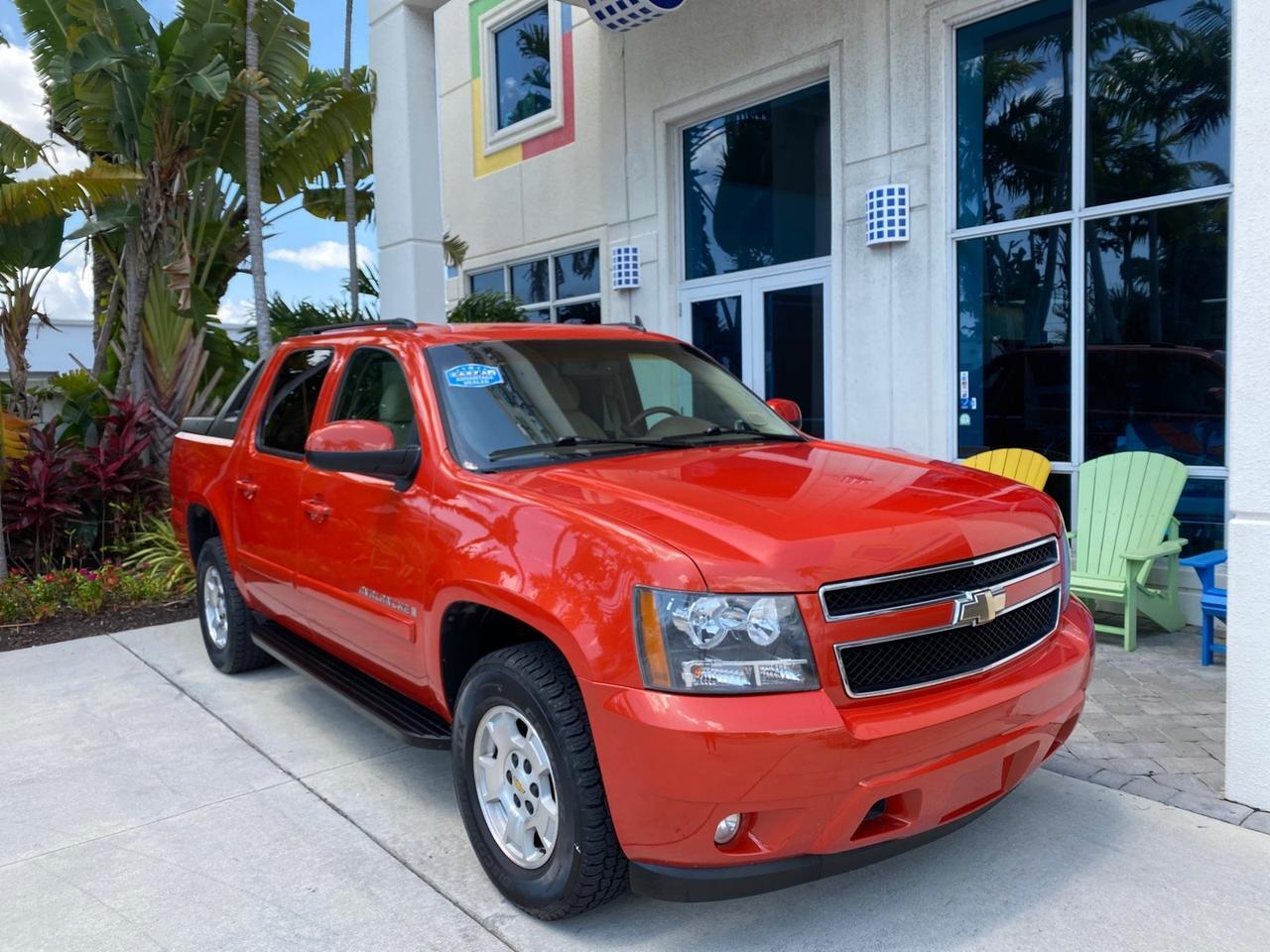 2009 Chevrolet Avalanche LT w/1LT LOW MILES 58,696