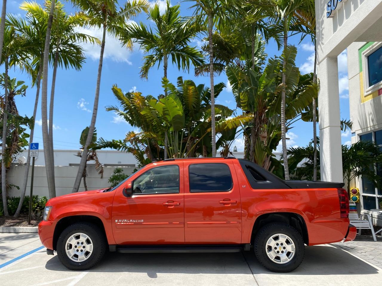 2009 Chevrolet Avalanche LT w/1LT LOW MILES 58,696 Pompano Beach FL