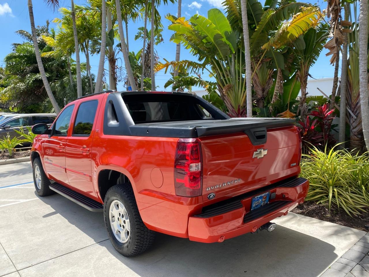 2009 Chevrolet Avalanche LT w/1LT LOW MILES 58,696 Pompano Beach FL