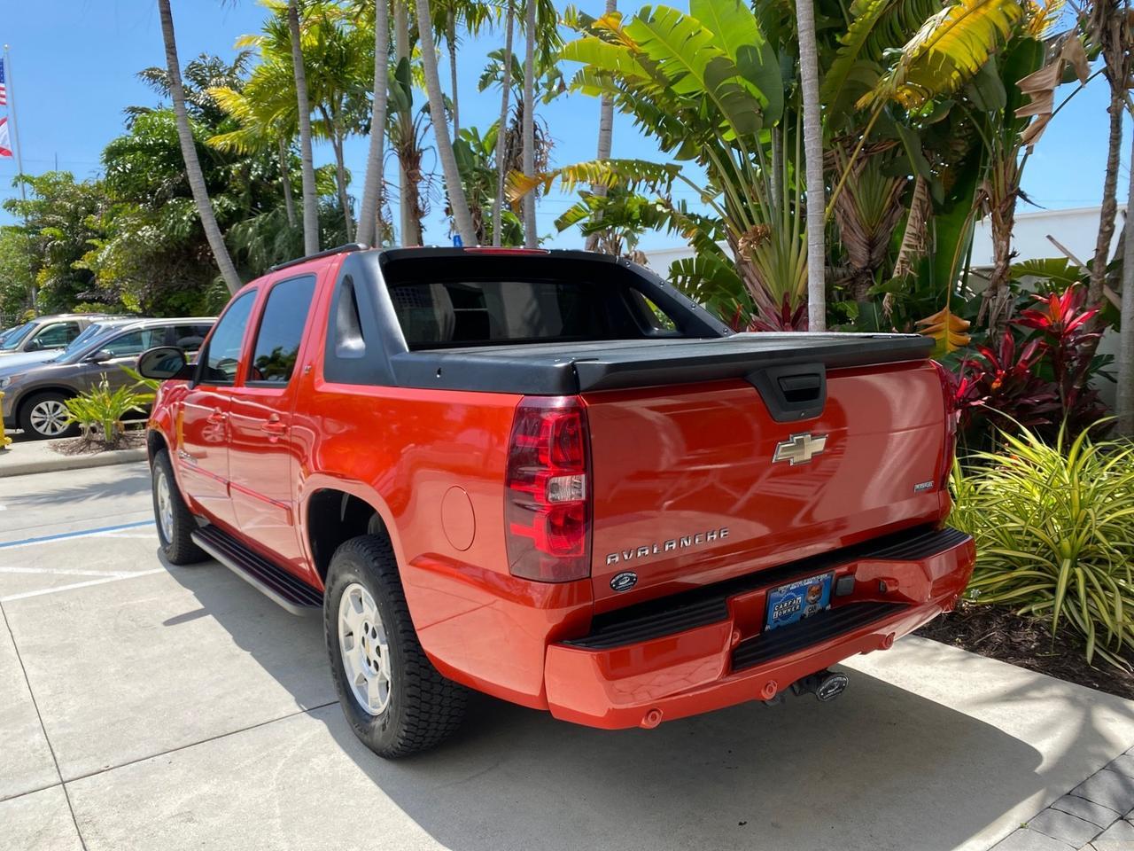 2009 Chevrolet Avalanche LT w/1LT LOW MILES 58,696 Pompano Beach FL