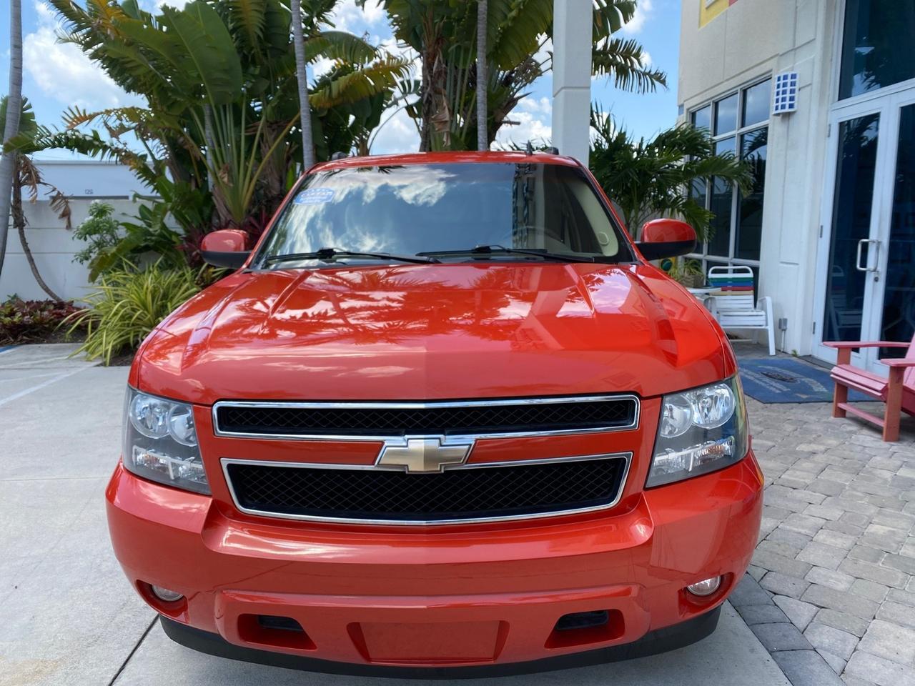 2009 Chevrolet Avalanche LT w/1LT LOW MILES 58,696
