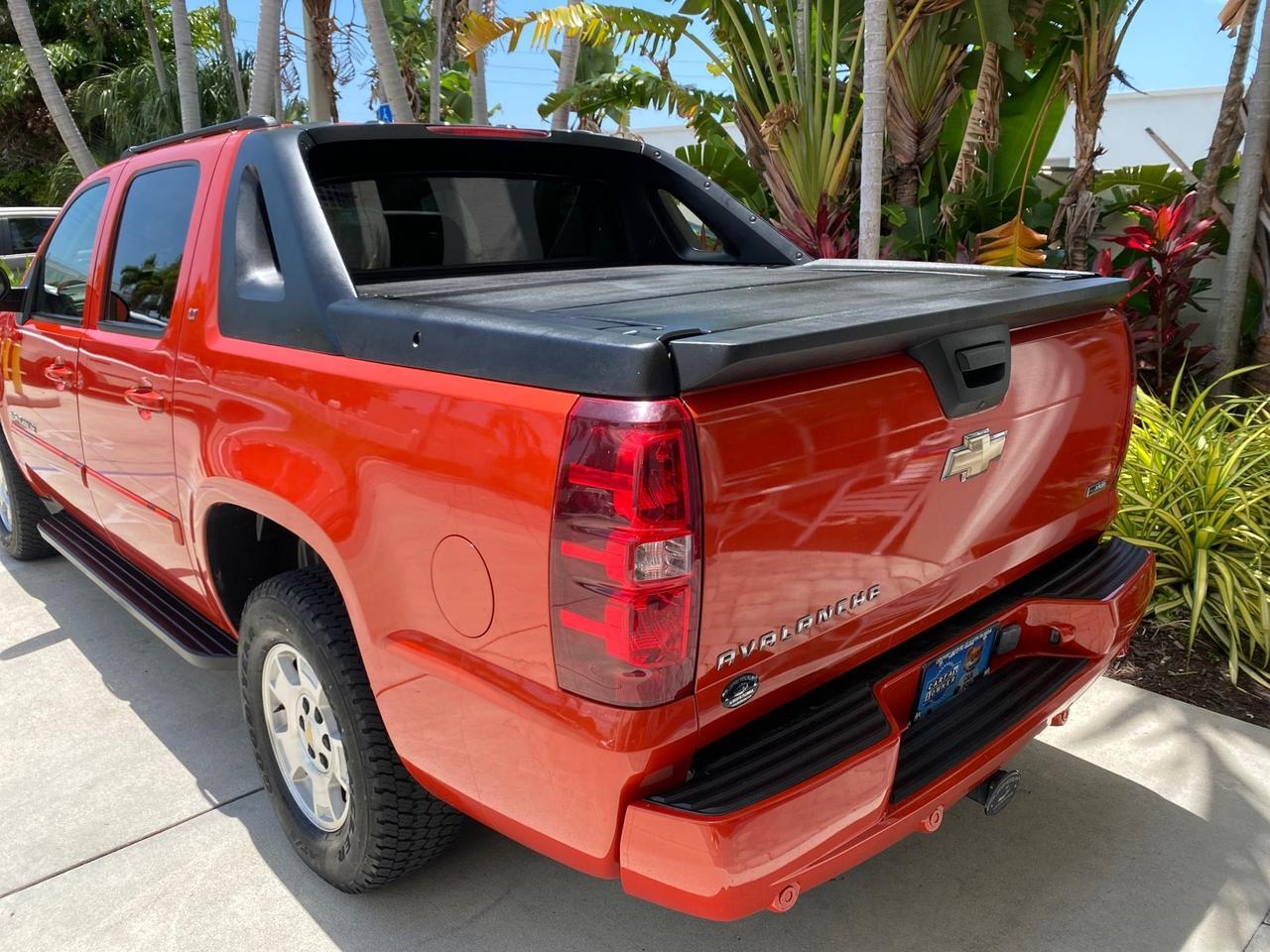 2009 Chevrolet Avalanche LT w/1LT LOW MILES 58,696 Pompano Beach FL