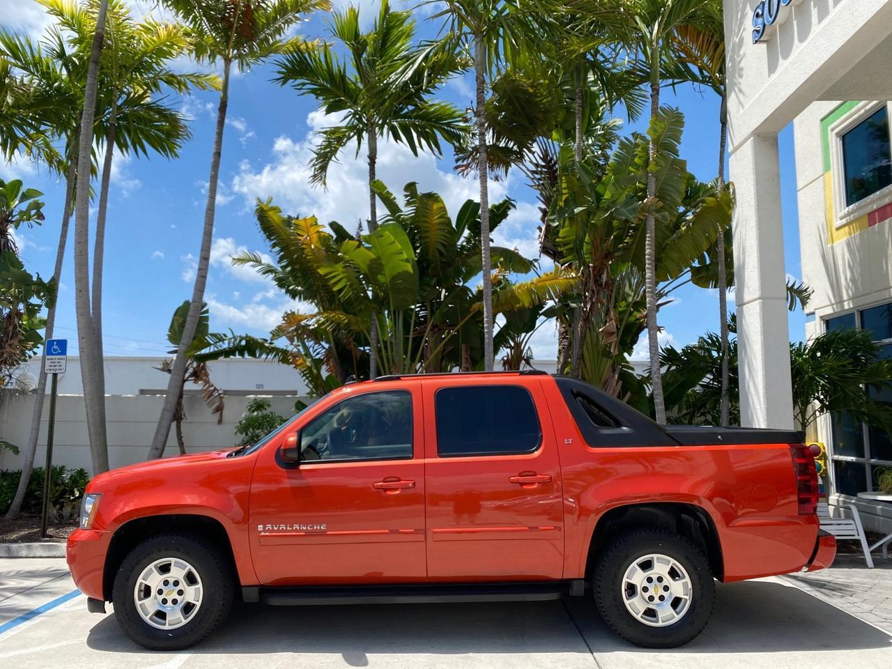 2009 Chevrolet Avalanche LT w/1LT LOW MILES 58,696 Pompano Beach FL