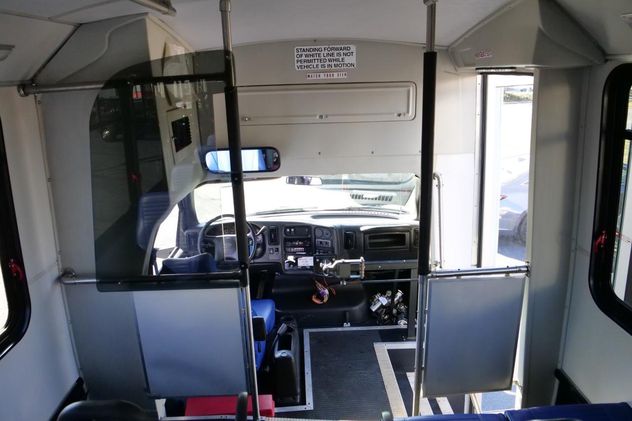 2009 Chevrolet C4500 Champion Challenger Bus / Handicap Lift / LOW MILES! Lincolnton NC