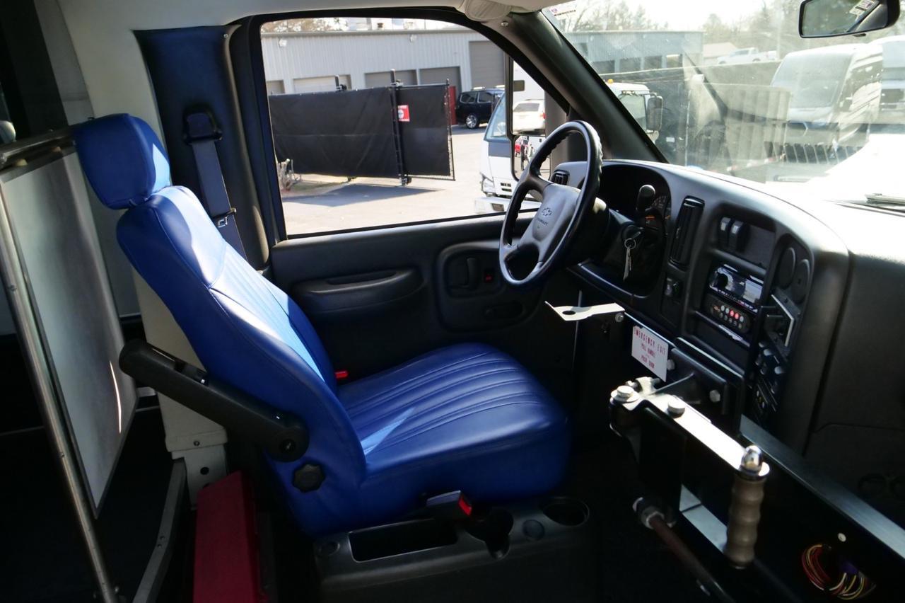 2009 Chevrolet C4500 Champion Challenger Bus / Handicap Lift / LOW MILES! Lincolnton NC