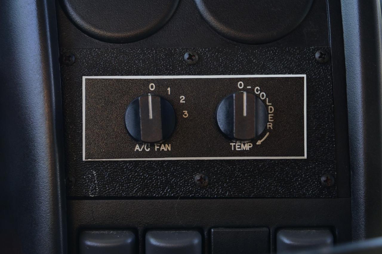 2009 Chevrolet C4500 Champion Challenger Bus / Handicap Lift / LOW MILES! Lincolnton NC