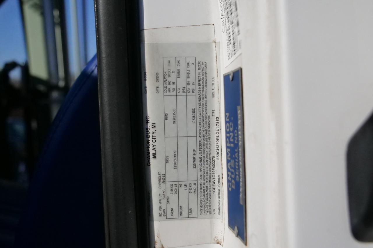 2009 Chevrolet C4500 Champion Challenger Bus / Handicap Lift / LOW MILES! Lincolnton NC