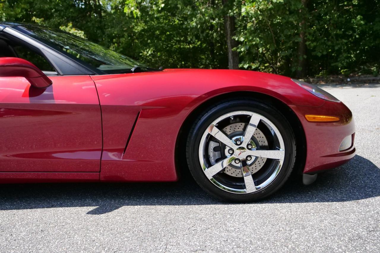 2009 Chevrolet Corvette 3LT / Z51 / Performance Exhaust / 6.2L V8 / LOW MILES! Lincolnton NC