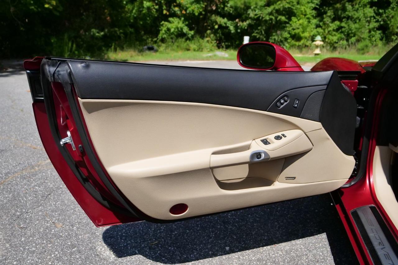 2009 Chevrolet Corvette 3LT / Z51 / Performance Exhaust / 6.2L V8 / LOW MILES! Lincolnton NC