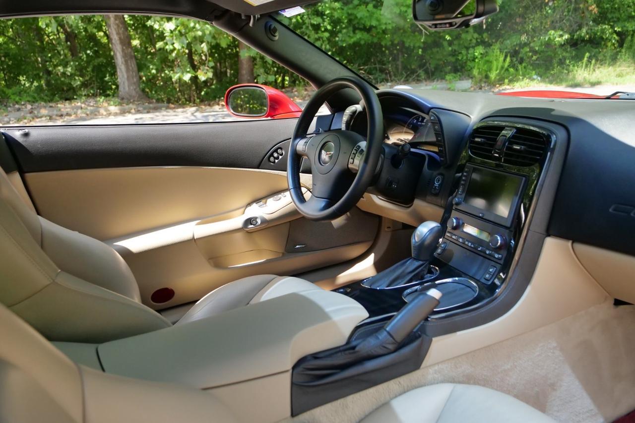 2009 Chevrolet Corvette 3LT / Z51 / Performance Exhaust / 6.2L V8 / LOW MILES! Lincolnton NC