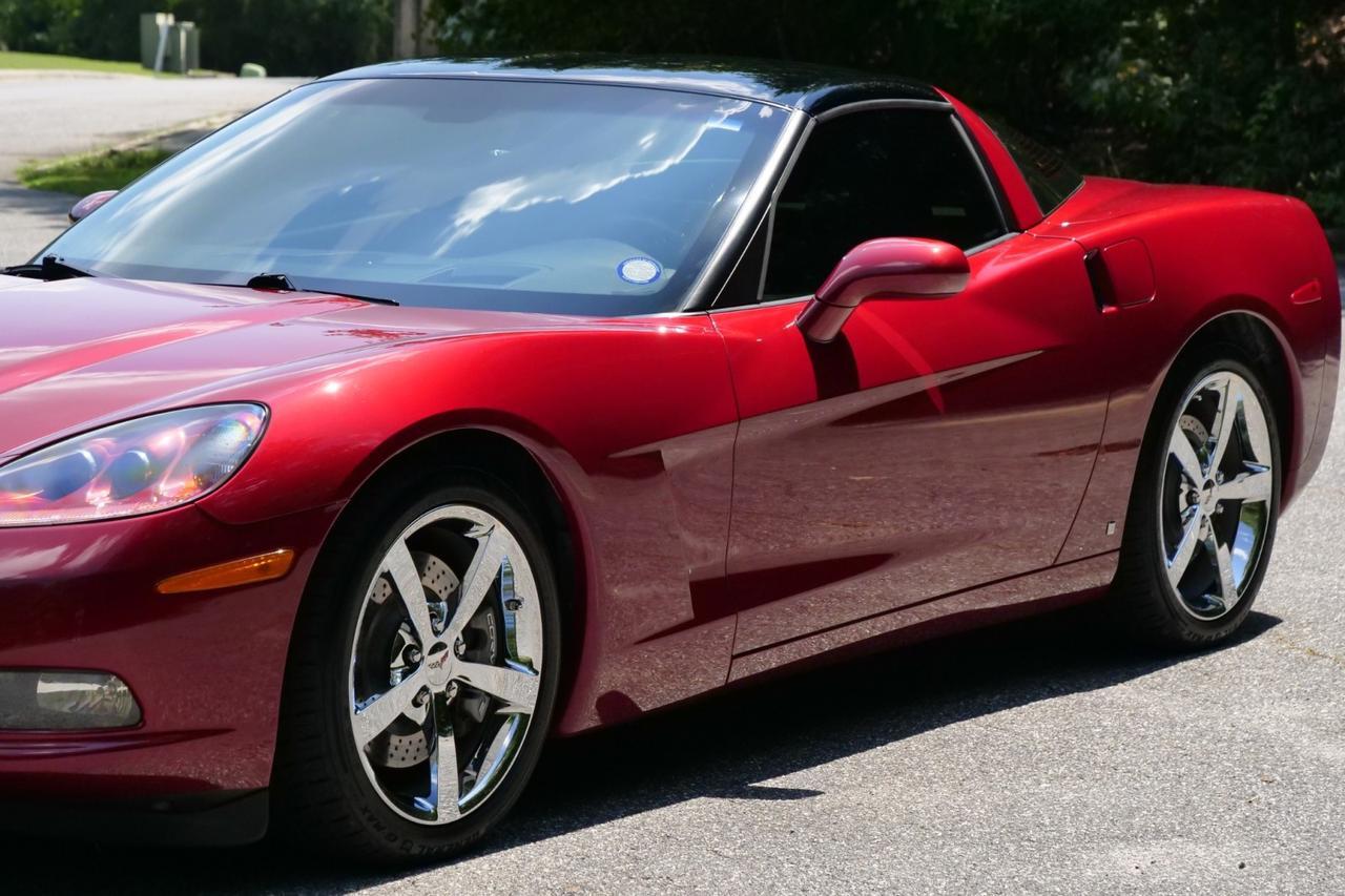 2009 Chevrolet Corvette 3LT / Z51 / Performance Exhaust / 6.2L V8 / LOW MILES! Lincolnton NC