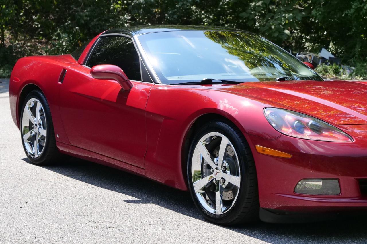 2009 Chevrolet Corvette 3LT / Z51 / Performance Exhaust / 6.2L V8 / LOW MILES! Lincolnton NC