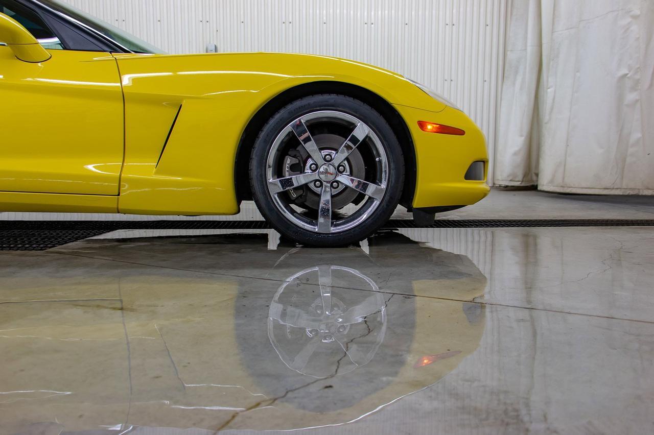 2009 Chevrolet Corvette Coupe Leather Nav Red Deer AB