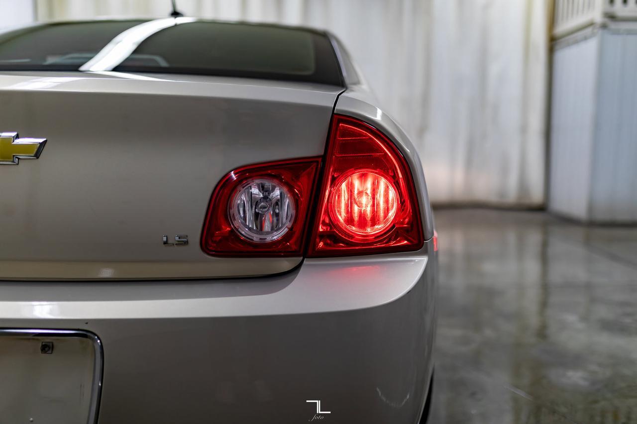 2009 Chevrolet Malibu LS Red Deer AB