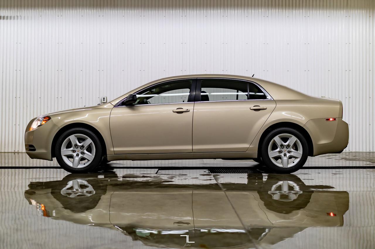 2009 Chevrolet Malibu LS Red Deer AB