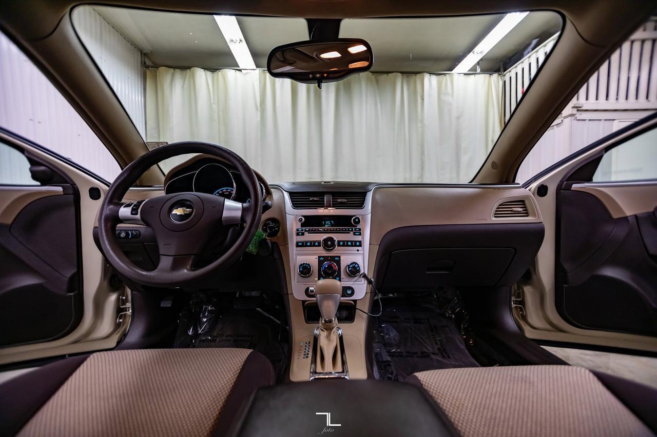 2009 Chevrolet Malibu LS Red Deer AB