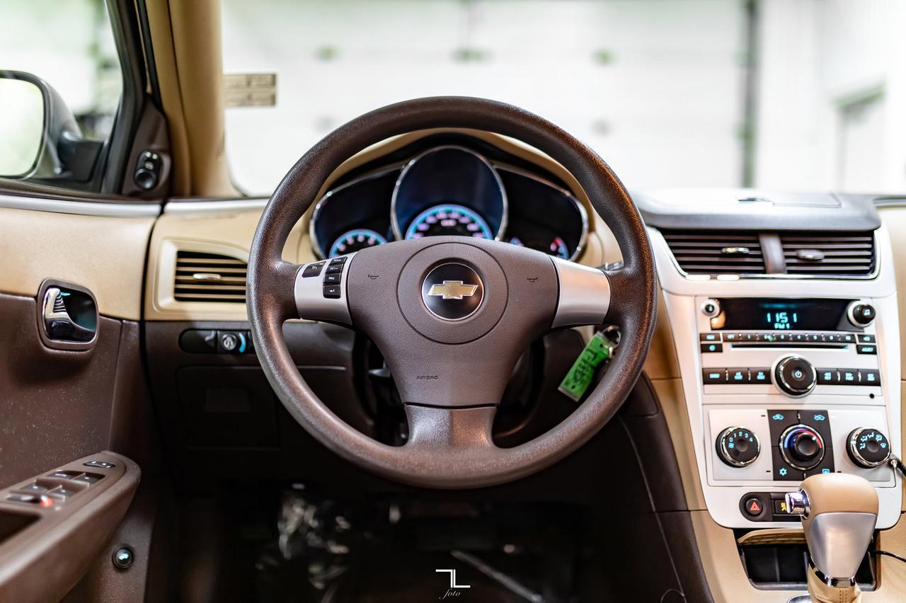 2009 Chevrolet Malibu LS Red Deer AB