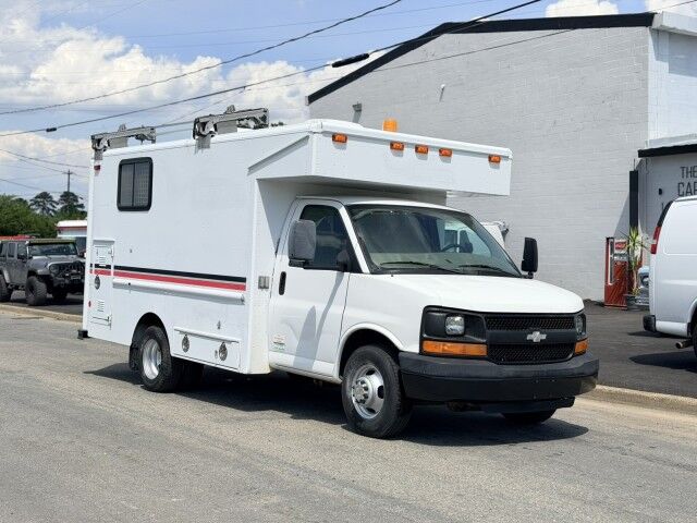 2009 Chevrolet No Model 3500 12' Mobile Office w 7K Onan Gen & Ladder Racks