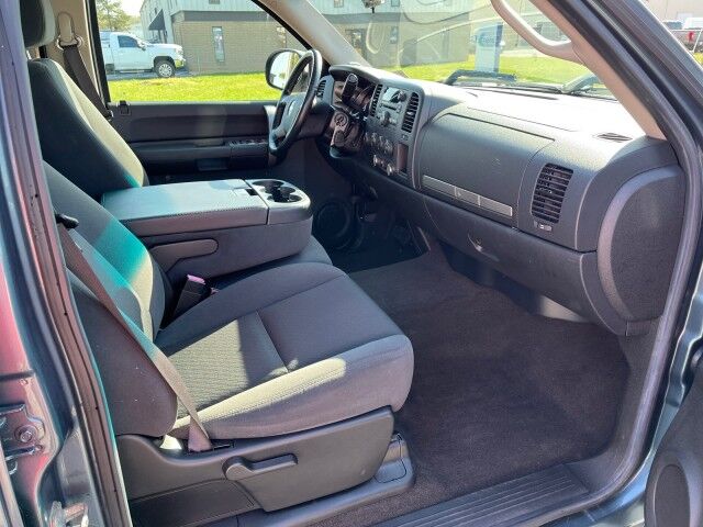 2009 Chevrolet Silverado 1500 LT 4WD Crew Cab Ashland VA