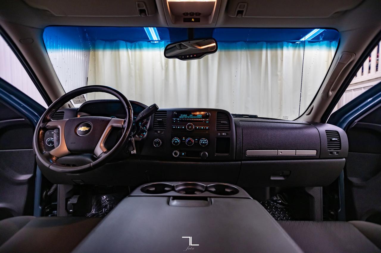 2009 Chevrolet Silverado 2500HD 4x4 Ext Cab LT Z71 Diesel Red Deer AB