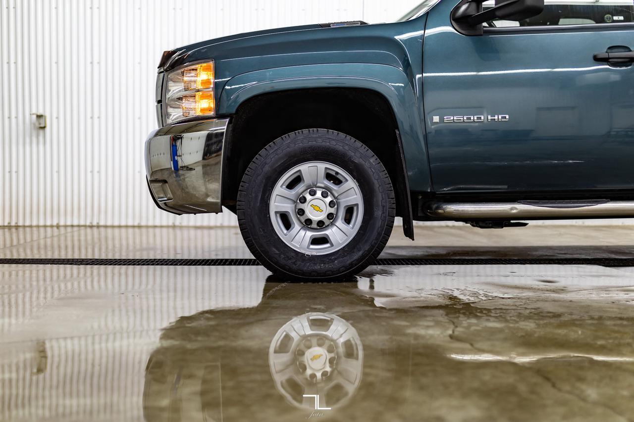 2009 Chevrolet Silverado 2500HD 4x4 Ext Cab LT Z71 Diesel Red Deer AB