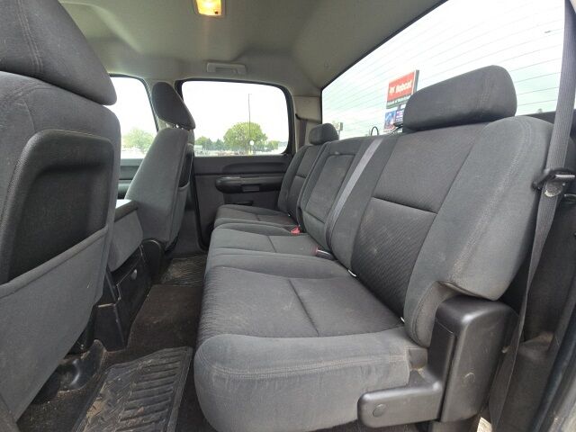 2009 Chevrolet Silverado 2500HD LT photo 9