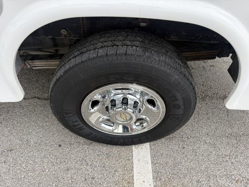 2009 Chevrolet Silverado 2500HD Utility Work Truck 25k exempt mi's Collinsville OK