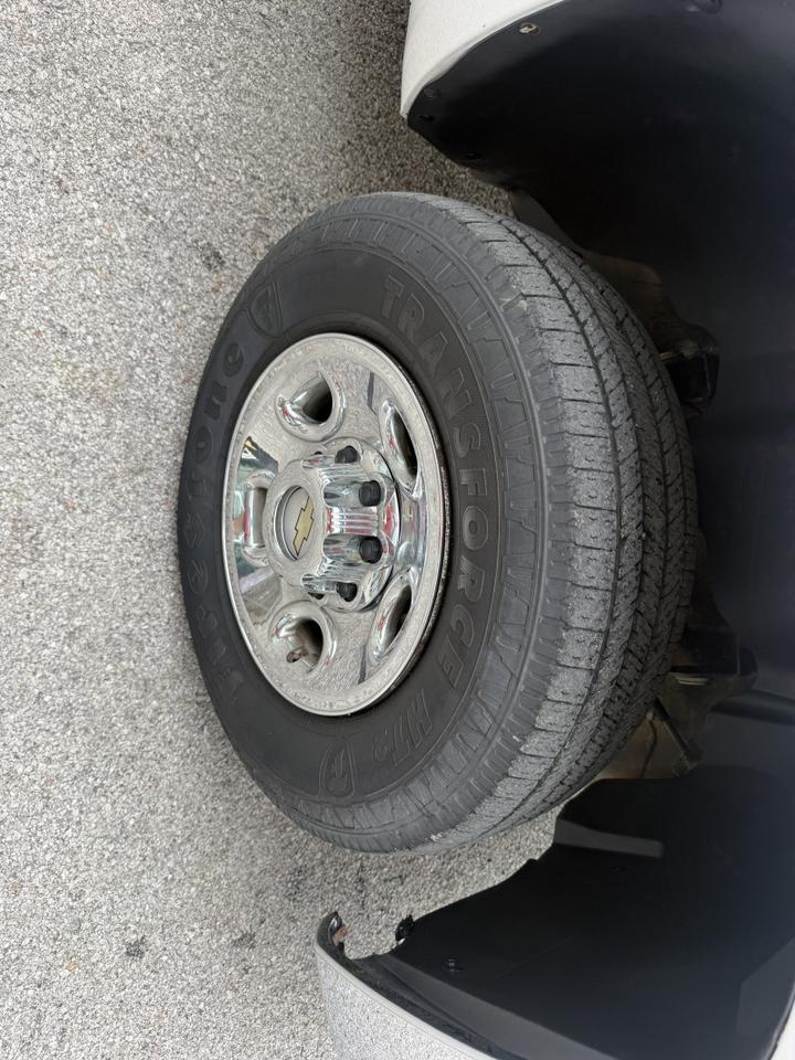 2009 Chevrolet Silverado 2500HD Utility Work Truck 25k exempt mi's Collinsville OK