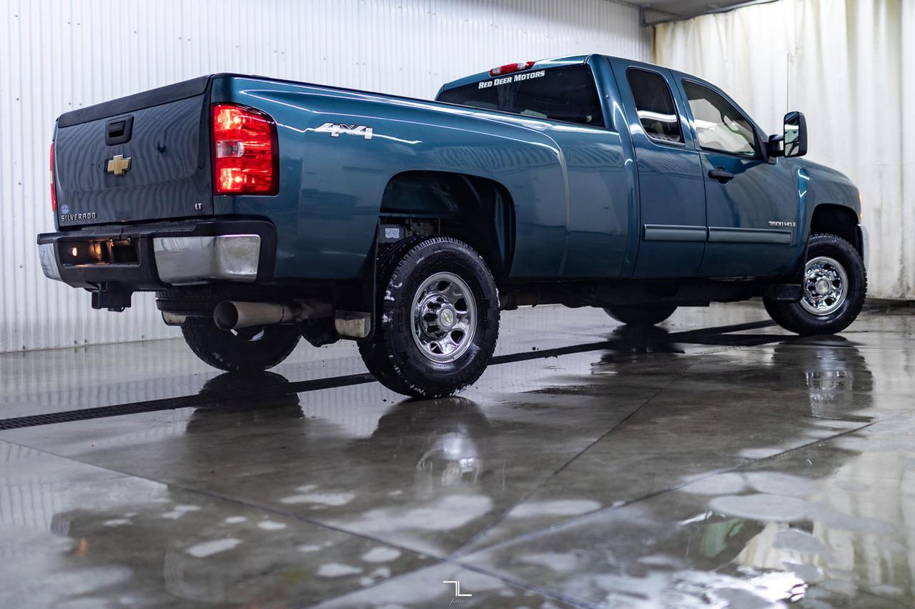 2009 Chevrolet Silverado 3500HD 4x4 Ext Cab LT Longbox Diesel Red Deer AB