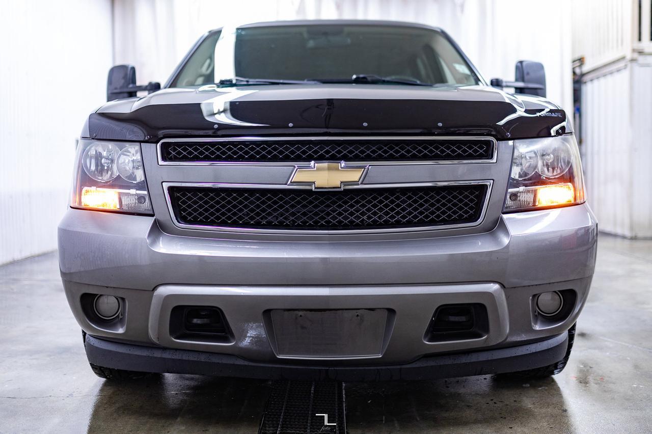 2009 Chevrolet Suburban 2500 4x4 LS PSeat 8 Passenger Red Deer AB