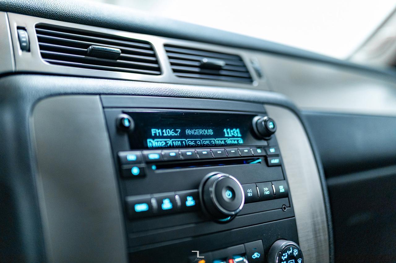 2009 Chevrolet Suburban 2500 4x4 LS PSeat 8 Passenger Red Deer AB