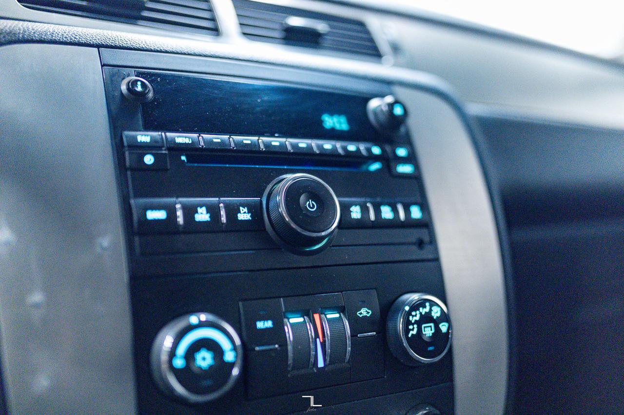 2009 Chevrolet Suburban 2500 4x4 LS PSeat Red Deer AB