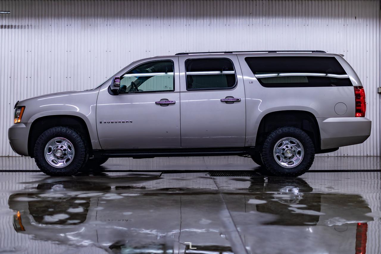 2009 Chevrolet Suburban 2500 4x4 LS PSeat Red Deer AB