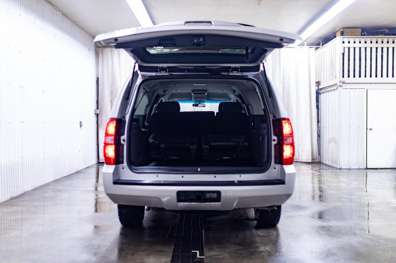 2009 Chevrolet Suburban 2500 4x4 LS PSeat Red Deer AB