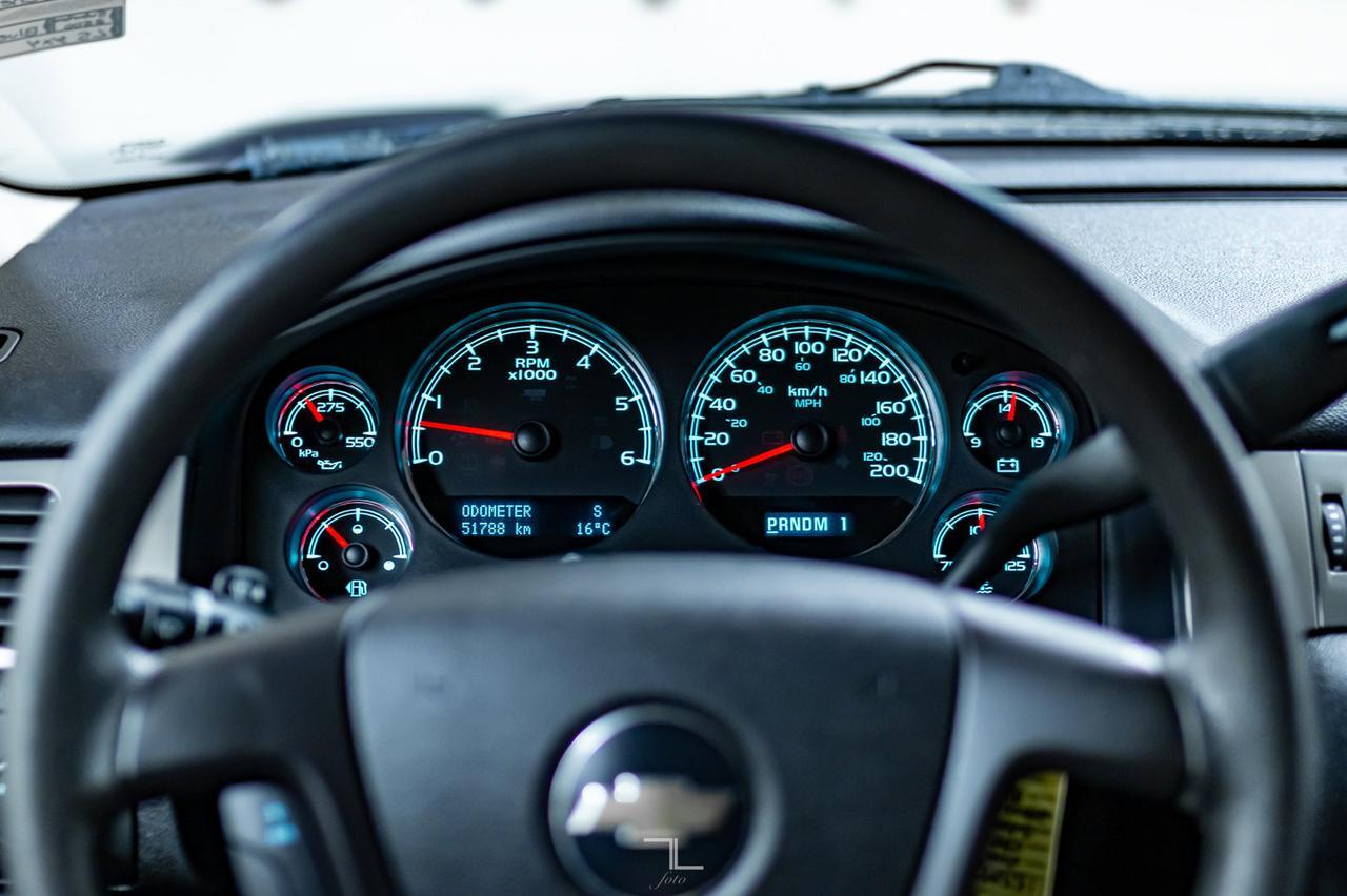 2009 Chevrolet Suburban 4x4 2500 LS Third Row Seating Red Deer AB