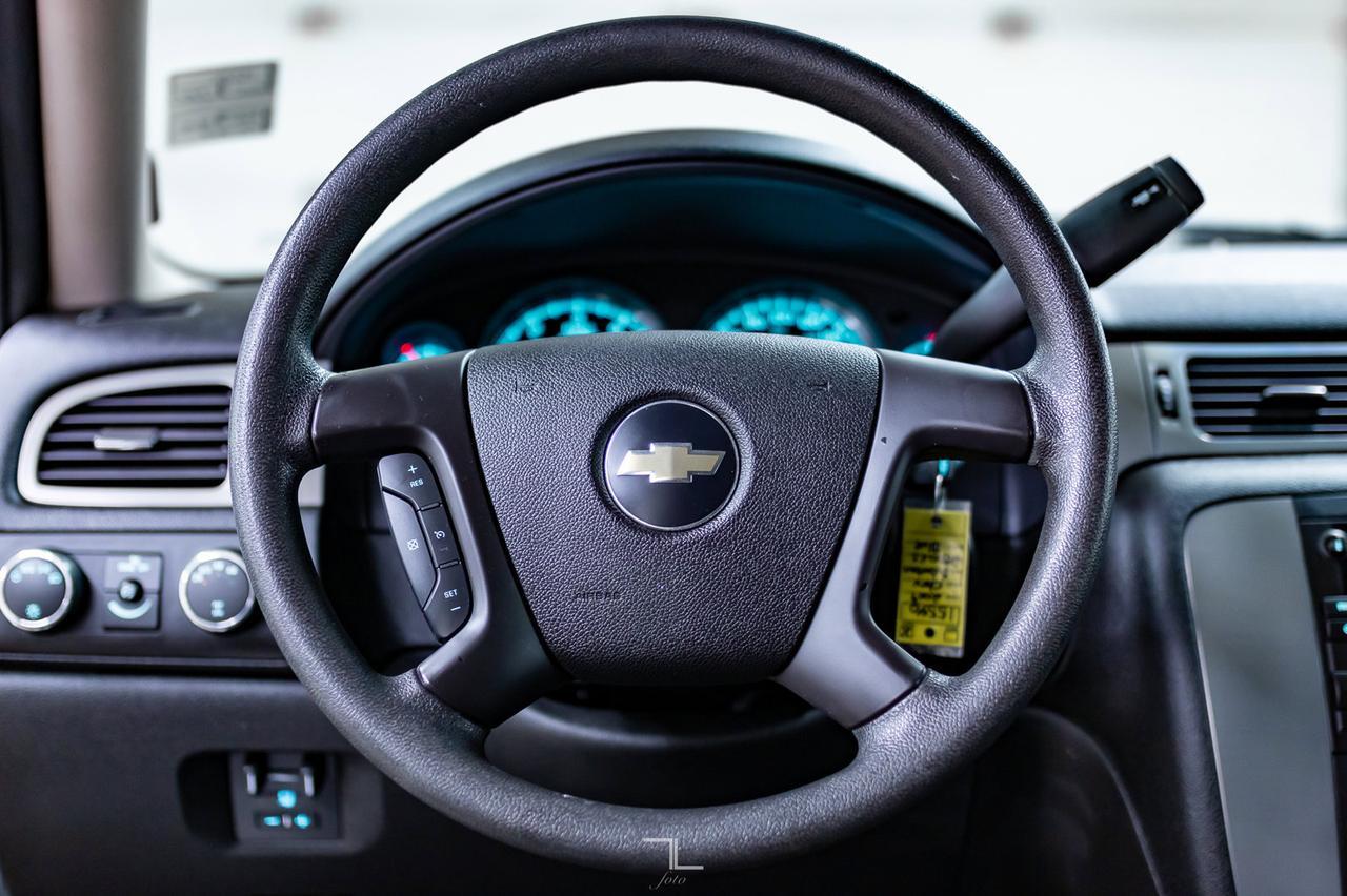 2009 Chevrolet Suburban 4x4 2500 LS Third Row Seating Red Deer AB