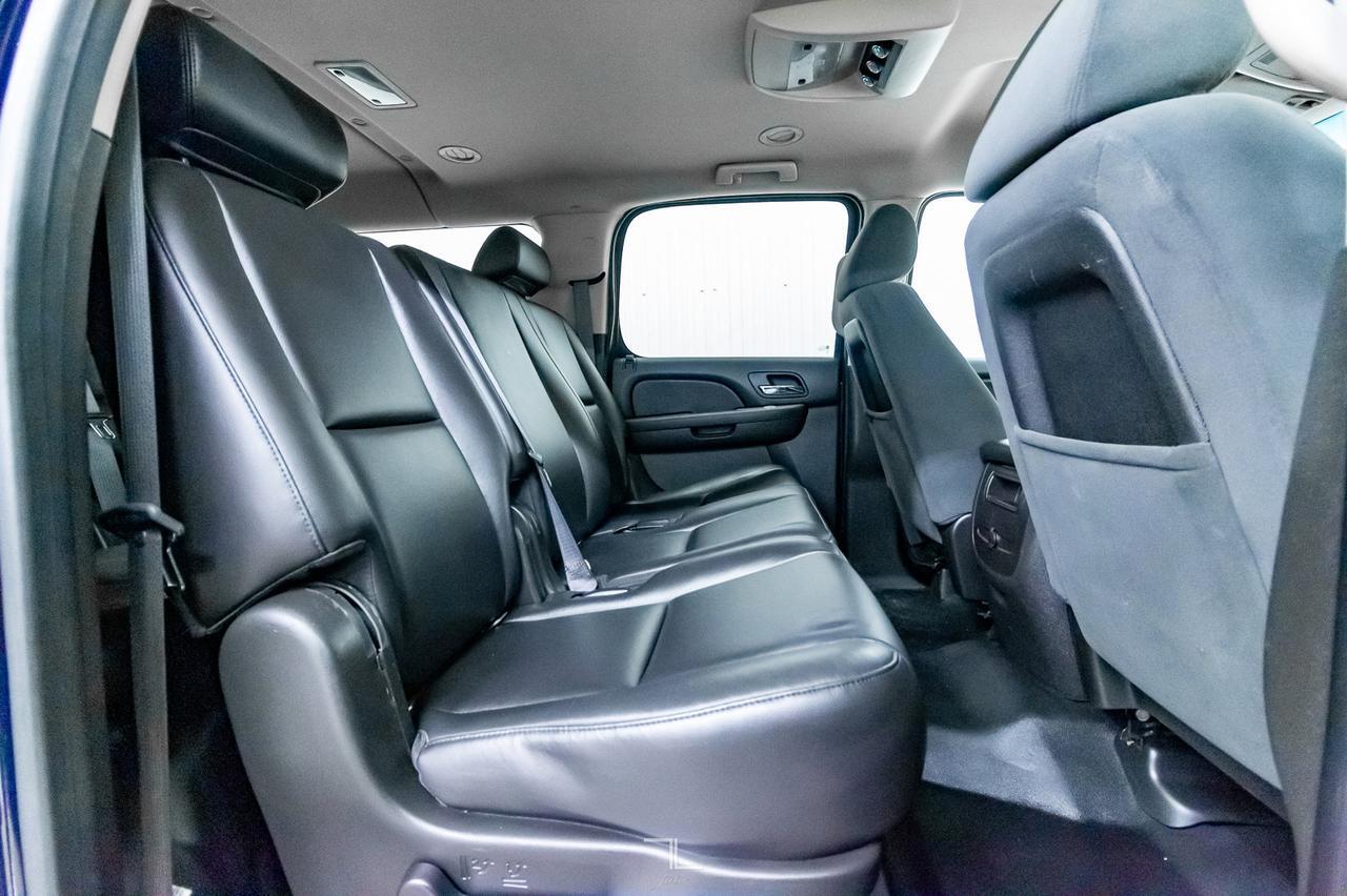 2009 Chevrolet Suburban 4x4 2500 LS Third Row Seating Red Deer AB