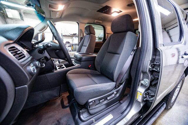 2009 Chevrolet Tahoe 4x4 LS PSeat 3rd Row Red Deer AB