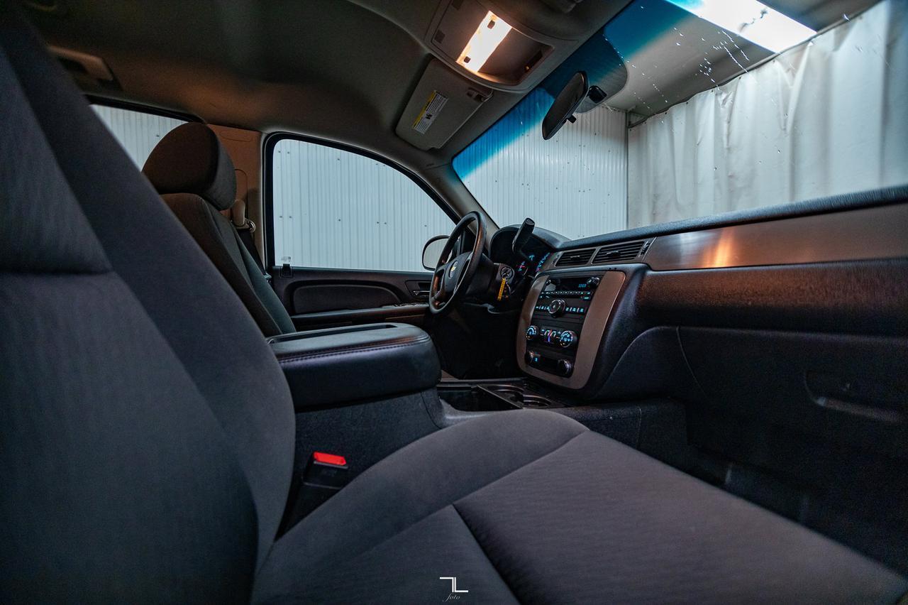 2009 Chevrolet Tahoe 4x4 LS PSeat 3rd Row Red Deer AB