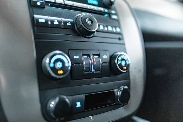 2009 Chevrolet Tahoe 4x4 LS PSeat 3rd Row Red Deer AB