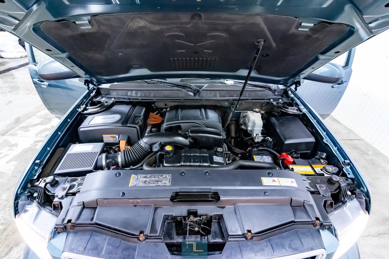 2009 Chevrolet Tahoe 4x4 LT Leather Nav BCam 3rd Row Red Deer AB