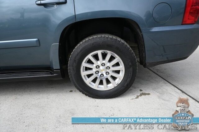 2009 Chevrolet Tahoe Hybrid / 4X4 / 6.0L V8 / AutoStart / Power & Heated Leather Seats / Sunroof / Navigation / Bluetooth / Backup Camera / Rear Entertainment / Keyless Entry / Tow Pkg / Only 53K Miles / 1-Owner Anchorage AK