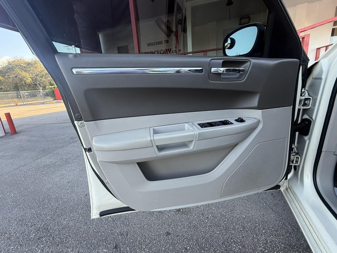 2009 Chrysler 300 Touring Hollywood FL