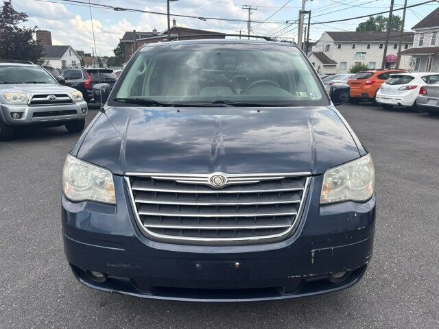 2009 Chrysler Town & Country Touring 25th Anniversary Edition Whitehall PA