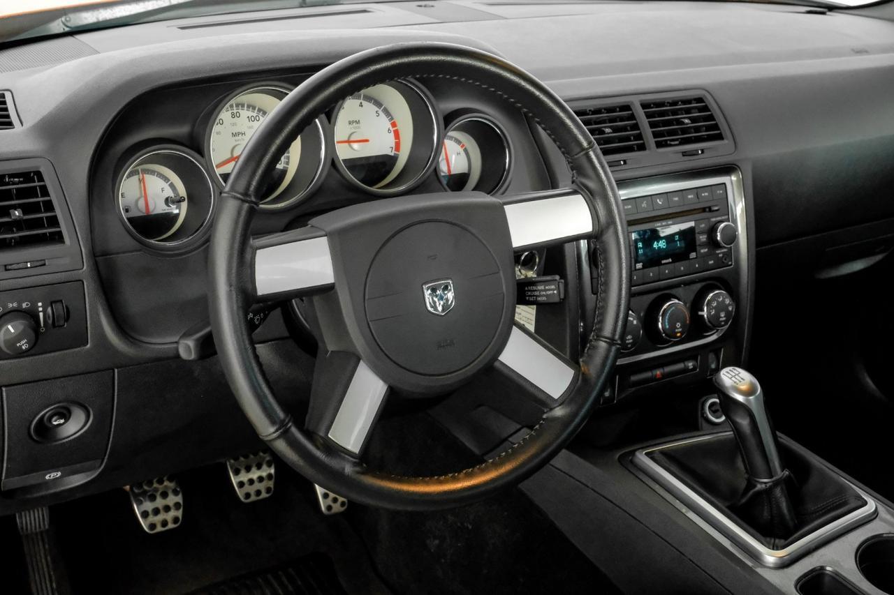 2009 Dodge Challenger R/T 5.7L HEMI LEATHER HEATED SEATS POWER DRIVER SEAT CRUISE CONTROL ALLOY WHEELS Carrollton TX