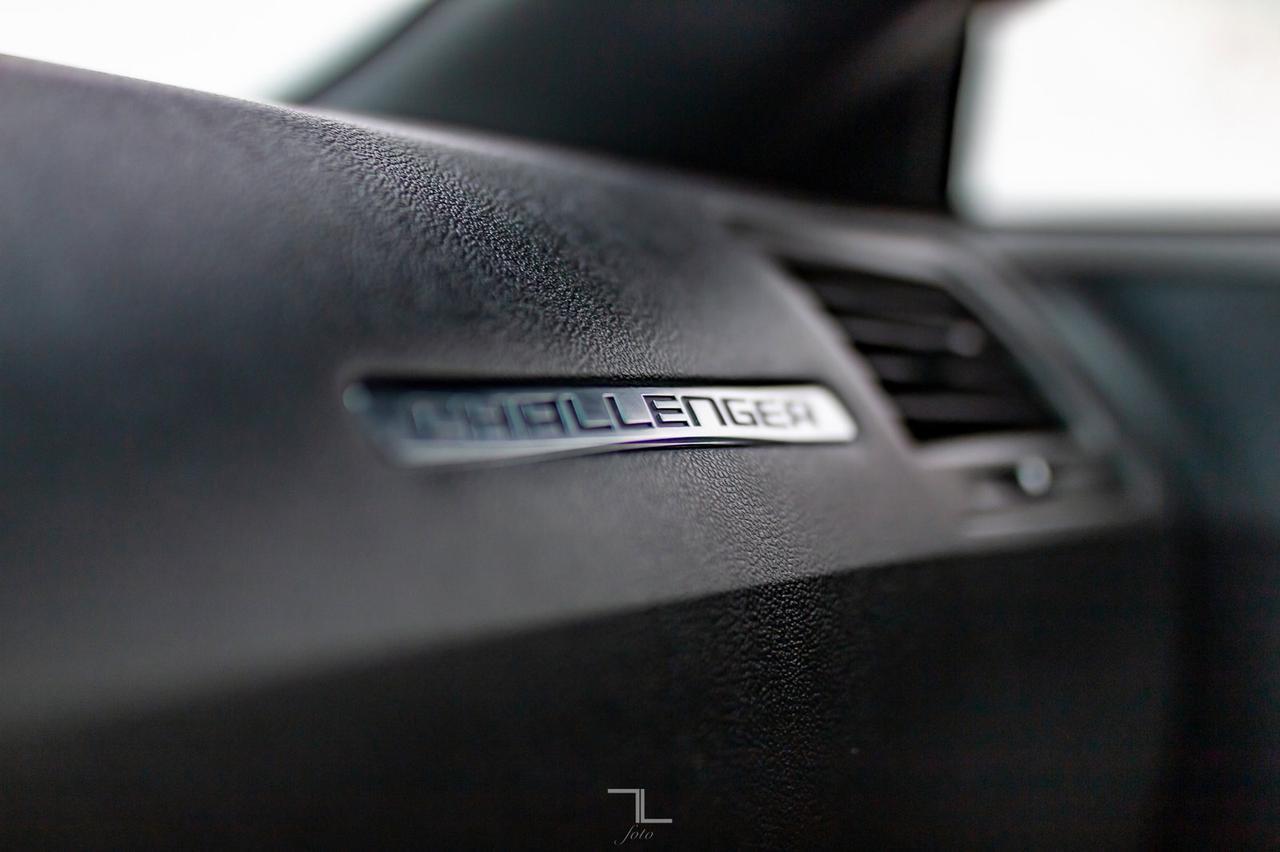 2009 Dodge Challenger R/T Leather Roof HEMI Red Deer AB