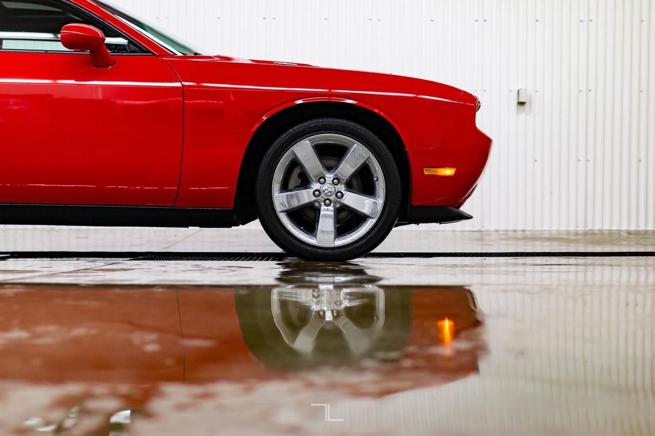 2009 Dodge Challenger R/T Leather Roof HEMI Red Deer AB