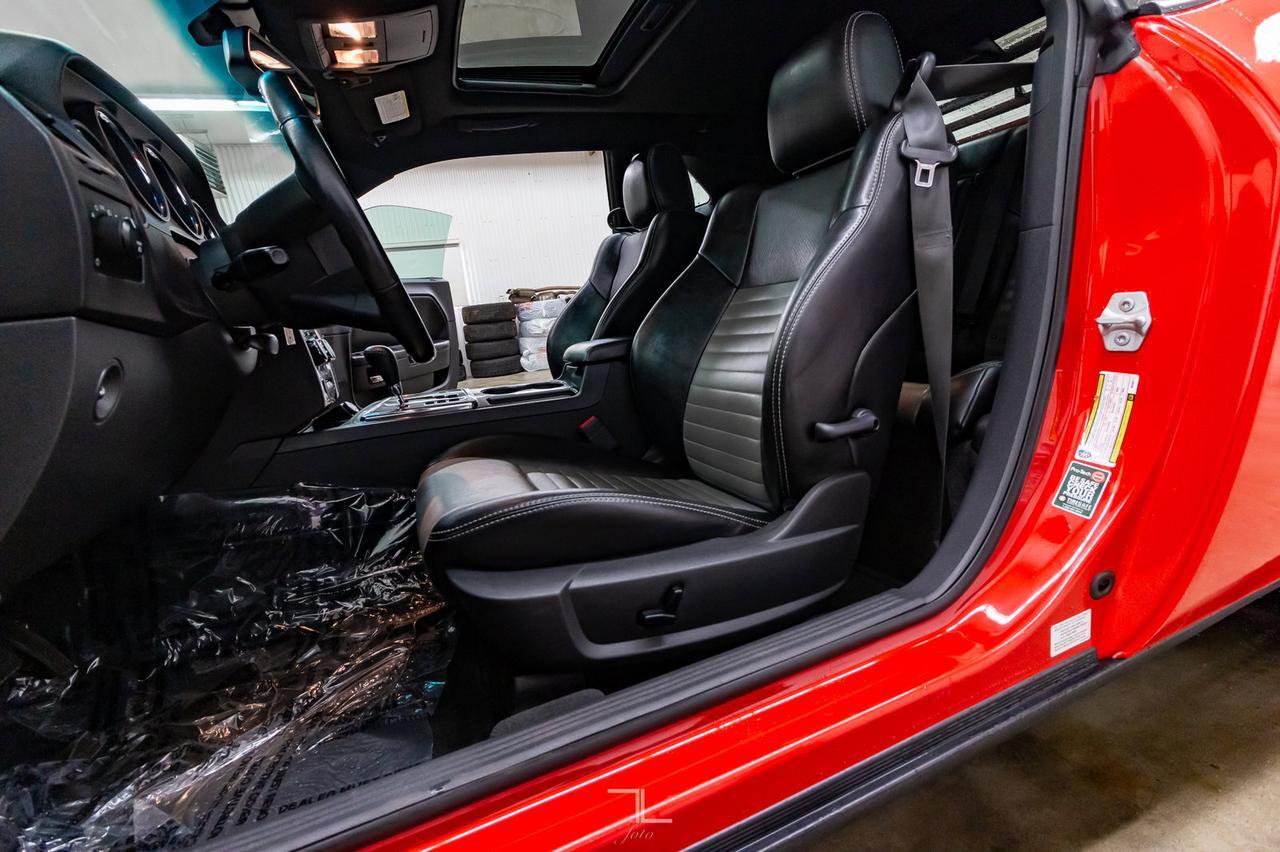 2009 Dodge Challenger R/T Leather Roof HEMI Red Deer AB