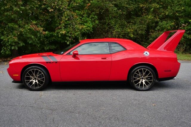 2009 Dodge Challenger R/T / Superbird Style Wing / Sunroof / HEMI V8! High Point NC
