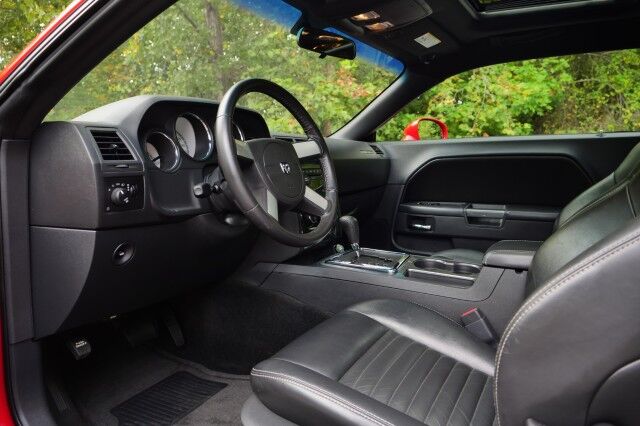 2009 Dodge Challenger R/T / Superbird Style Wing / Sunroof / HEMI V8! High Point NC